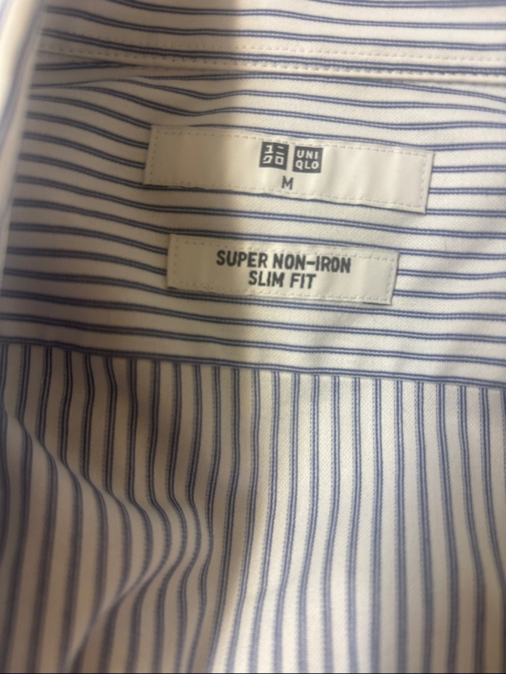 Uniqlo Men Super Non-Iron Slim Fit Shirt - White with Blue Stripes